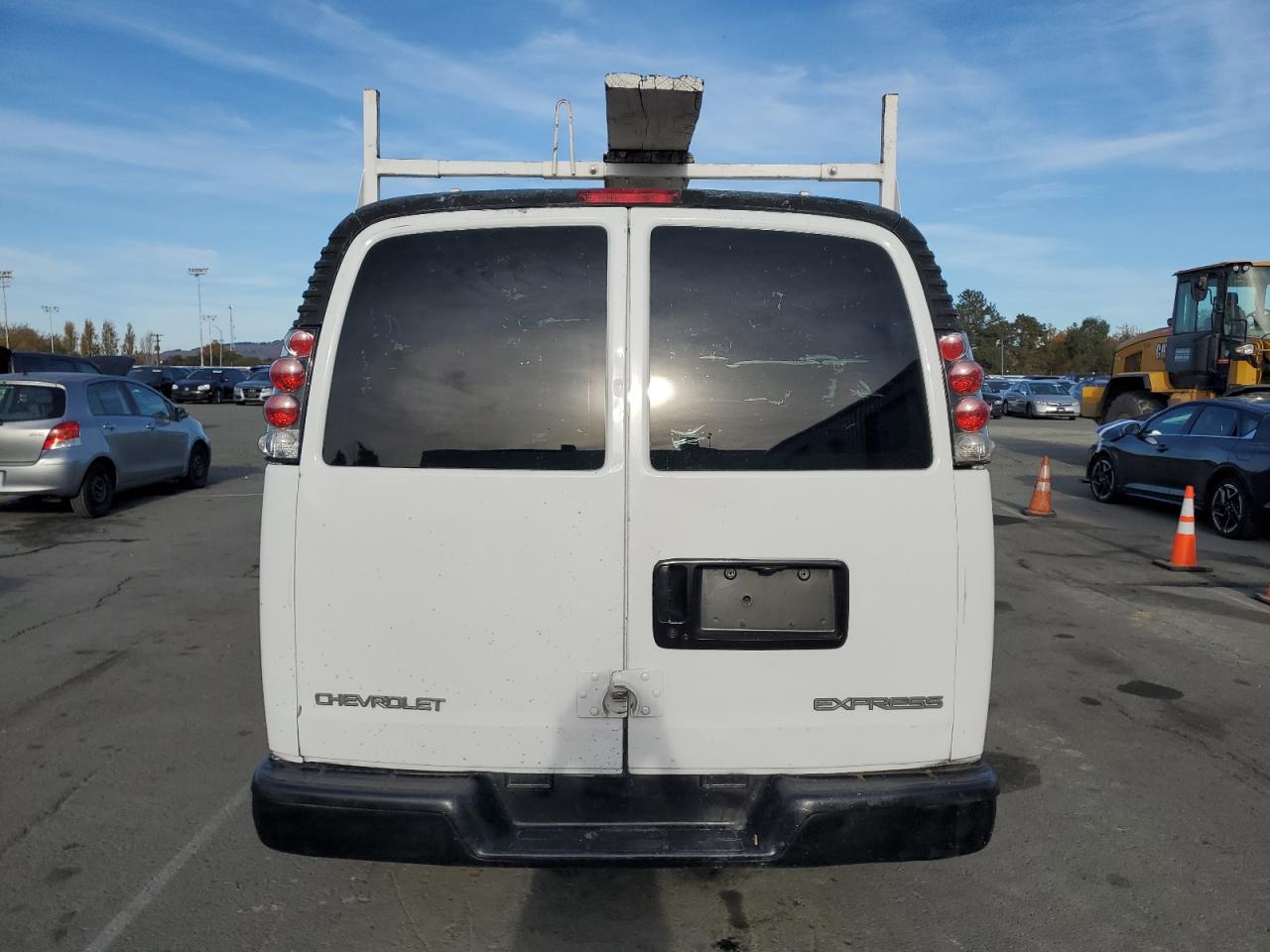 2002 Chevrolet Express Delivery Van VIN: 1GCFG29M921198341 Lot: 91916055