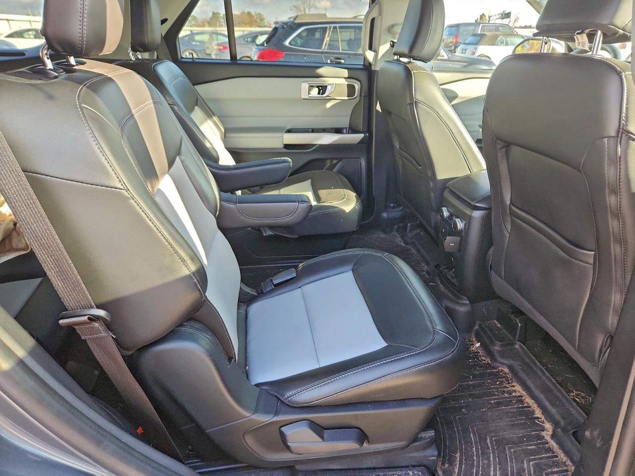 2022 Ford Explorer Xlt VIN: 1FMSK7DH2NGB44865 Lot: 94655375