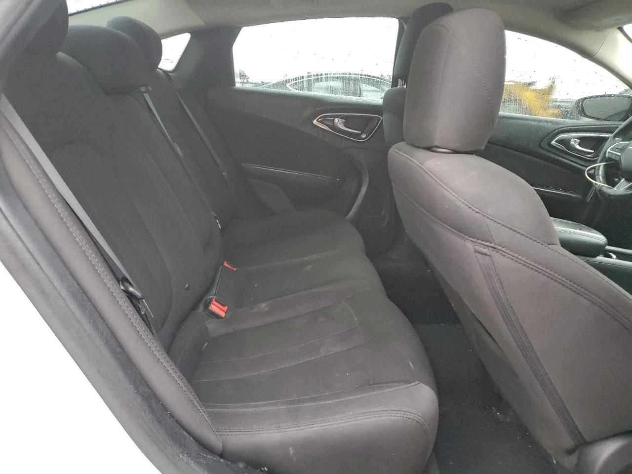 2015 Chrysler 200 Limited VIN: 1C3CCCAB8FN731488 Lot: 93490335