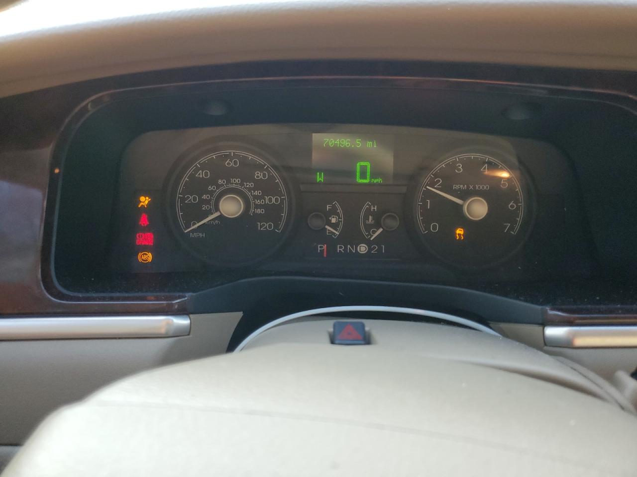 2006 Lincoln Town Car Signature VIN: 1LNHM81V46Y645207 Lot: 92916765