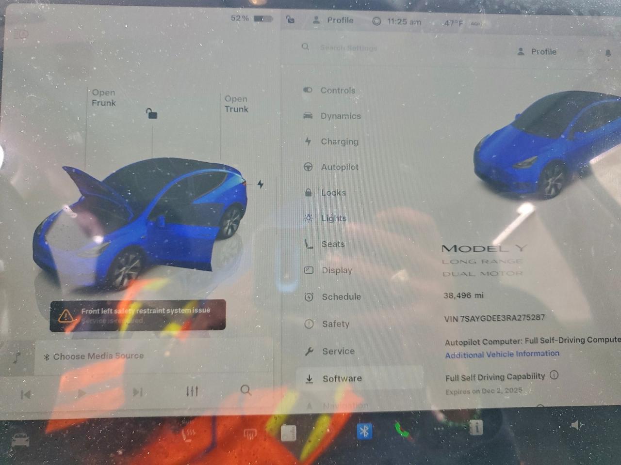 2024 Tesla Model Y VIN: 7SAYGDEE3RA275287 Lot: 93867835