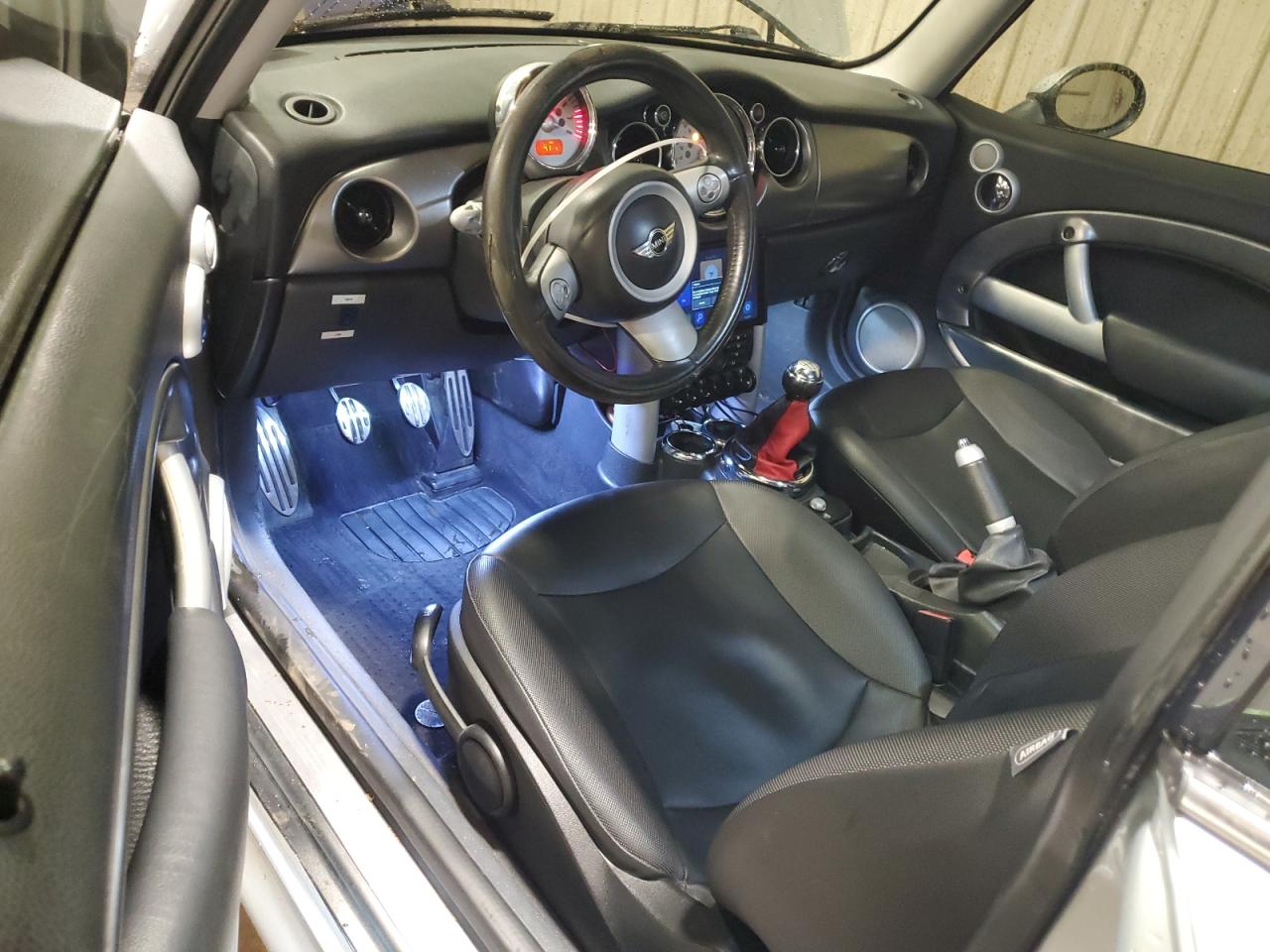 2005 Mini Cooper S VIN: WMWRE33455TD92665 Lot: 91978485