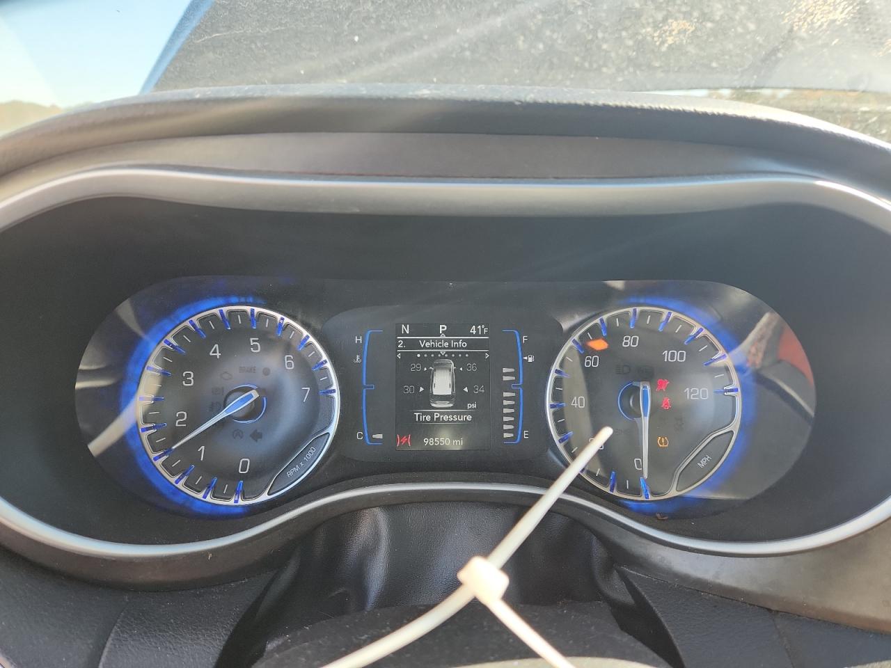 2020 Chrysler Pacifica Touring L VIN: 2C4RC1BG9LR275794 Lot: 92103055