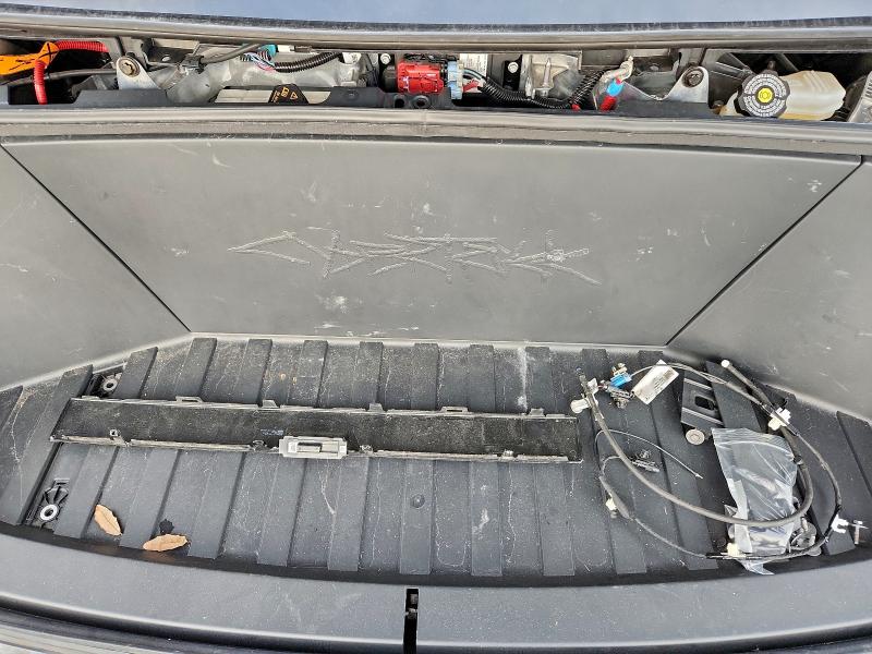 2024 TESLA CYBERTRUCK   