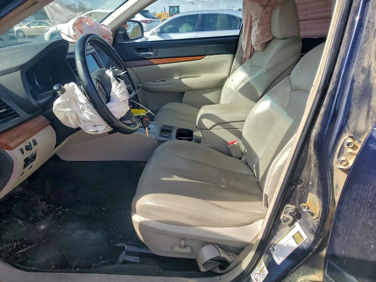 2014 Subaru Outback 3.6R Limited VIN: 4S4BRDMC4E2262069 Lot: 94384905