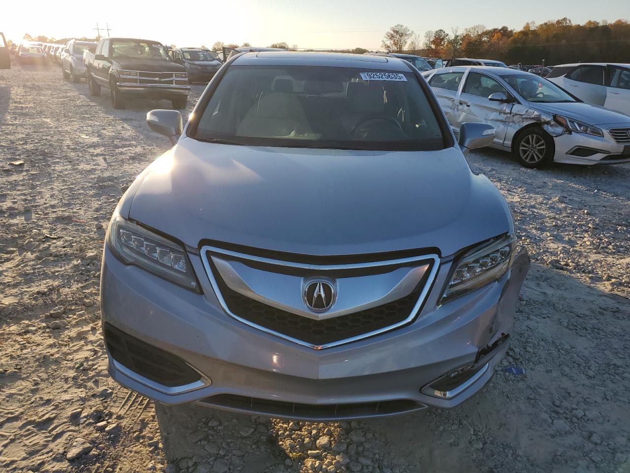 Фото: 5J8TB3H53GL004319