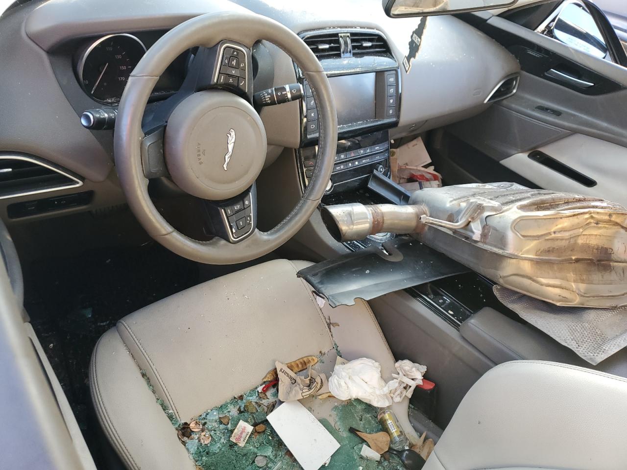 2018 Jaguar Xe Premium VIN: SAJAJ4FX4JCP21694 Lot: 92962215