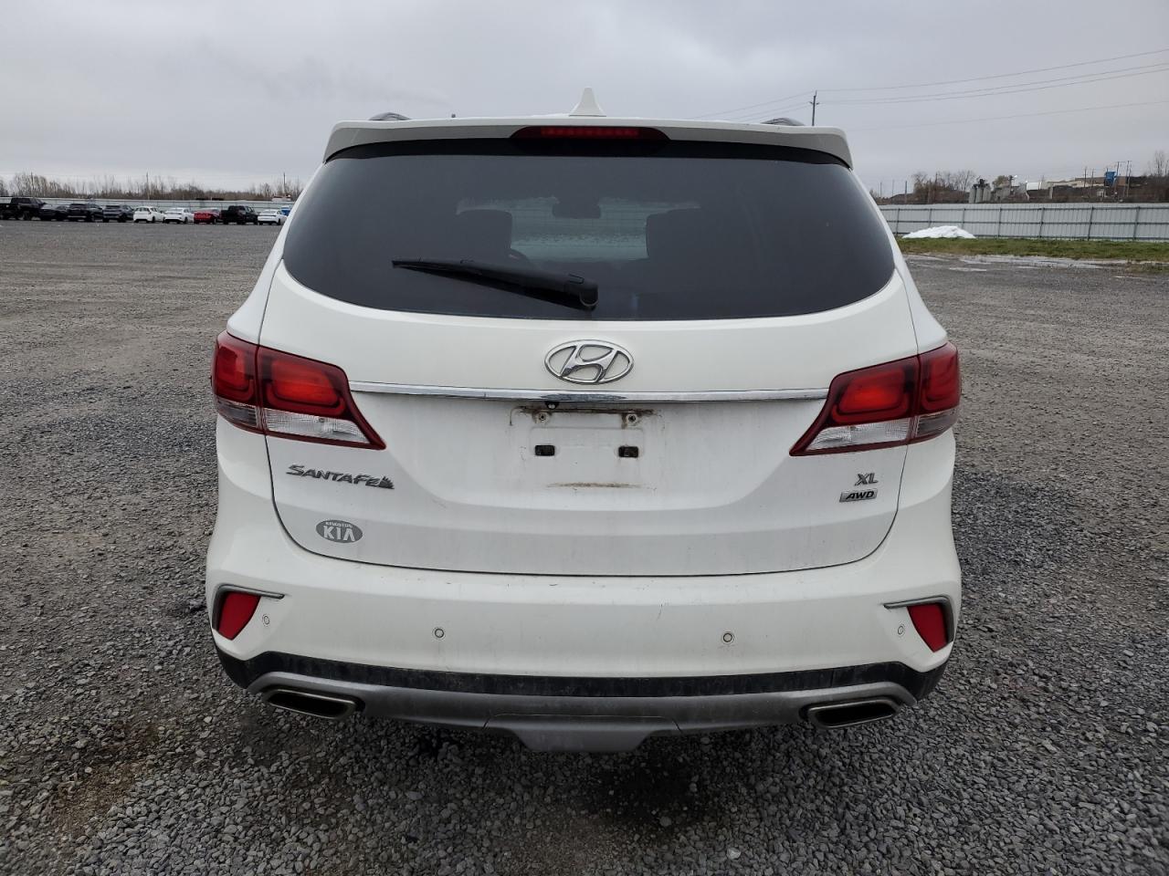 2017 Hyundai Santa Fe Se VIN: KM8SNDHF3HU185686 Lot: 92713985