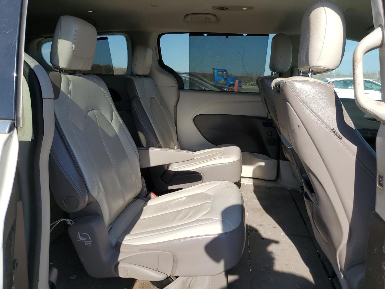 2017 Chrysler Pacifica Touring L Plus VIN: 2C4RC1EG7HR560237 Lot: 91861685