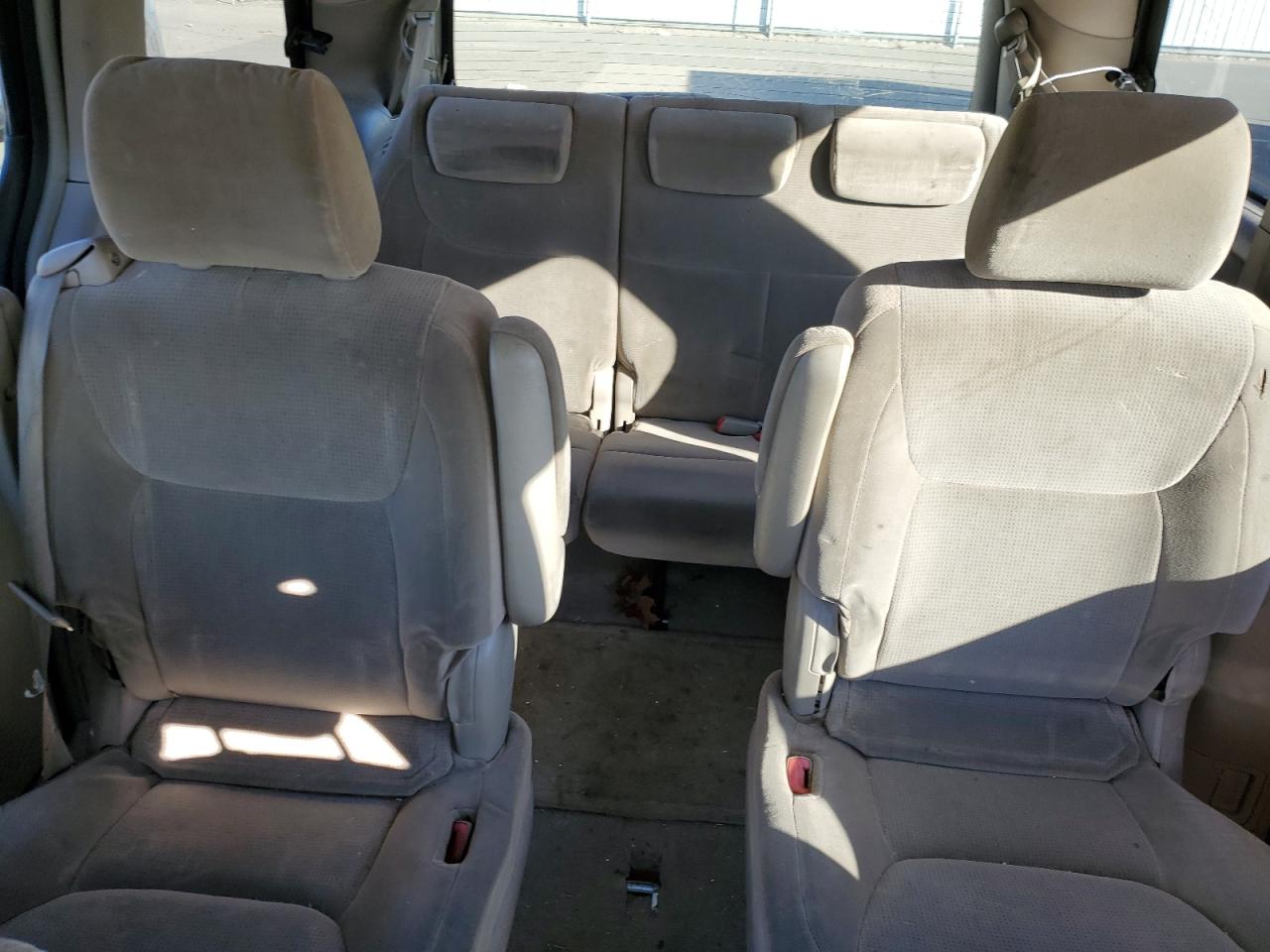 2004 Toyota Sienna Ce VIN: 5TDZA23C24S092947 Lot: 93365405