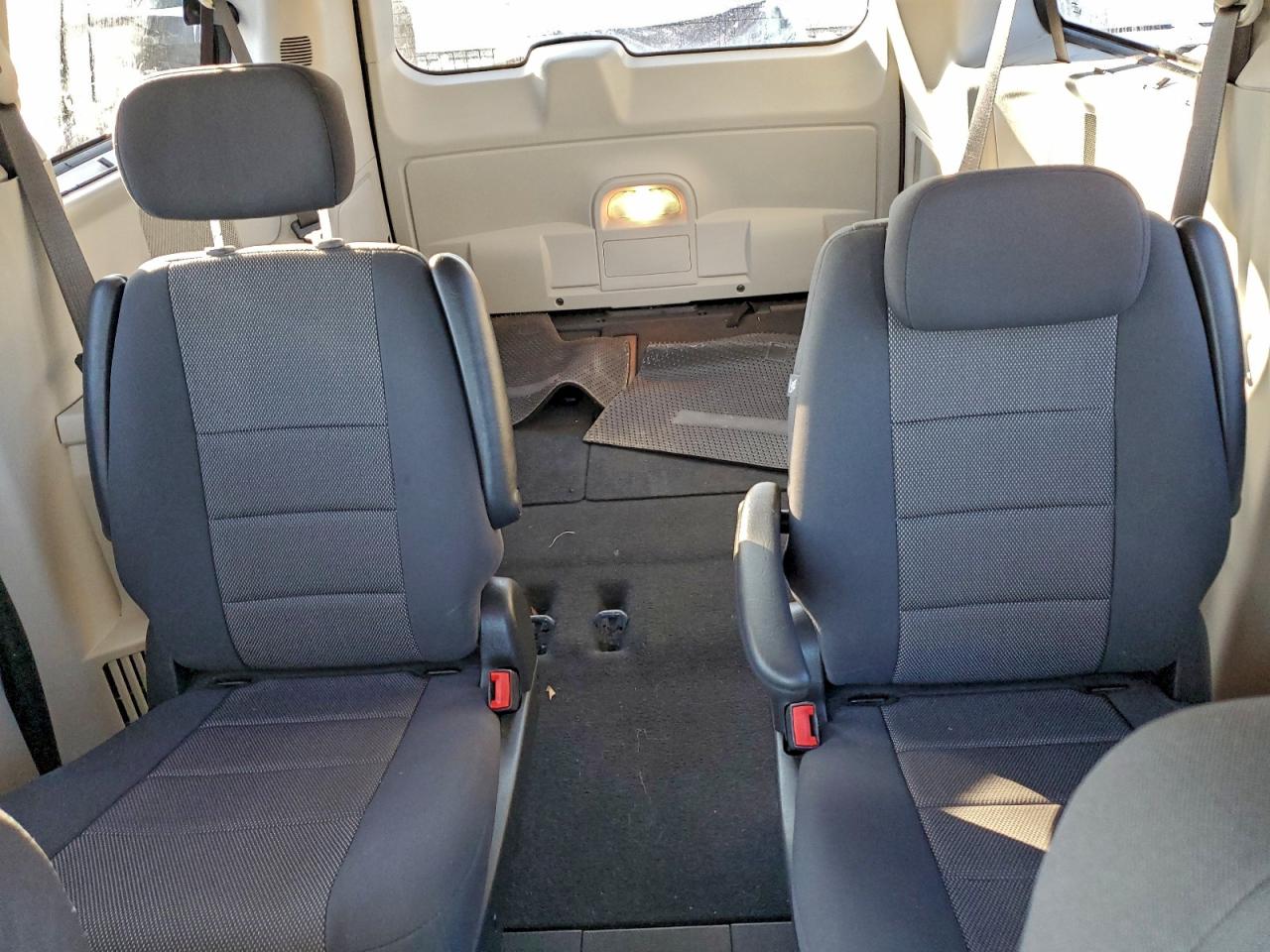 2008 Dodge Grand Caravan Sxt VIN: 2D8HN54P28R834329 Lot: 93895325