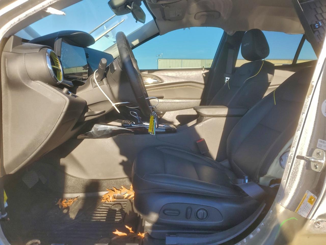 2025 Chevrolet Trax Activ VIN: KL77LKEP5SC130877 Lot: 94274035