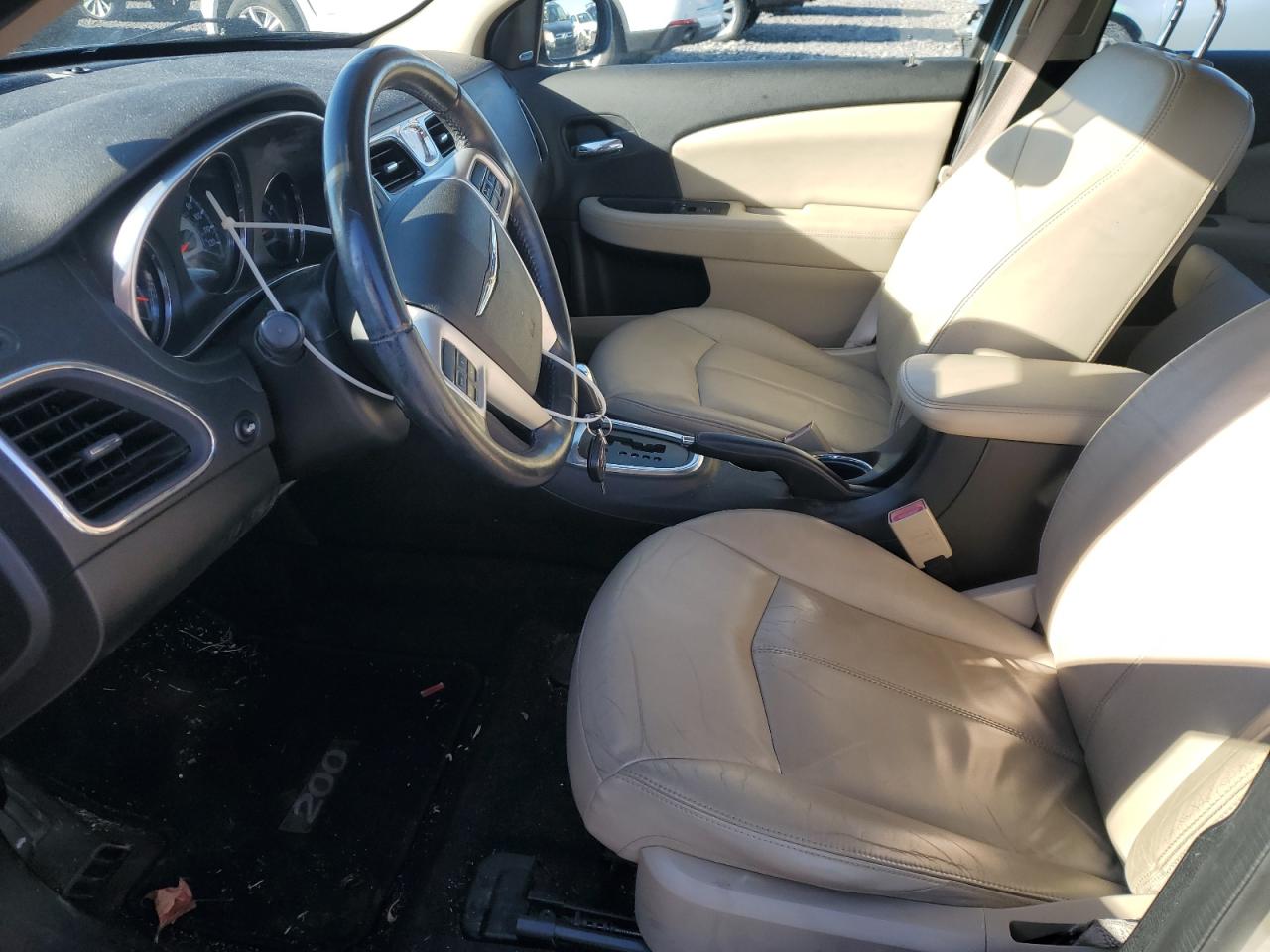 2013 Chrysler 200 Limited VIN: 1C3CCBCG9DN737302 Lot: 91101195