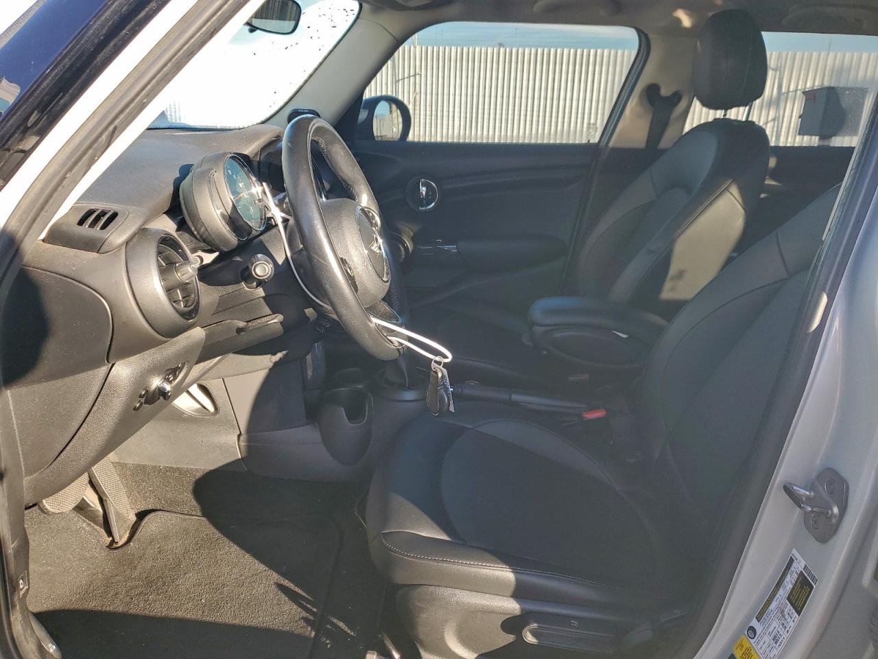 2018 Mini Cooper VIN: WMWXU1C57J2F79297 Lot: 93982025