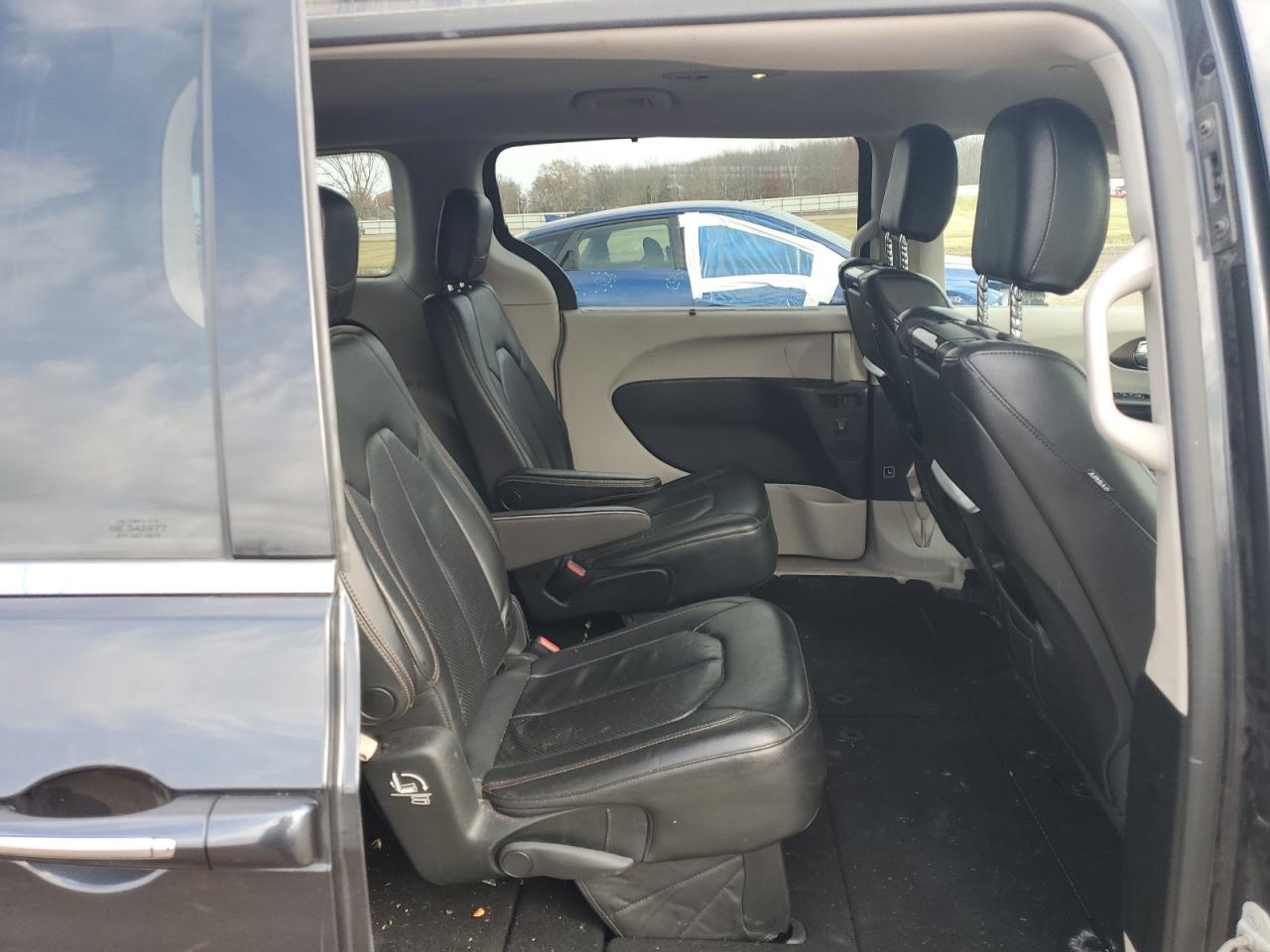 2019 Chrysler Pacifica Touring L Plus VIN: 2C4RC1EG3KR628167 Lot: 92307255