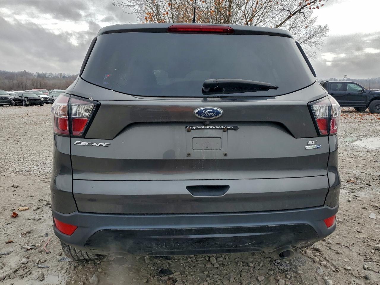 2018 Ford Escape Se VIN: 1FMCU9GD5JUB52117 Lot: 94157075