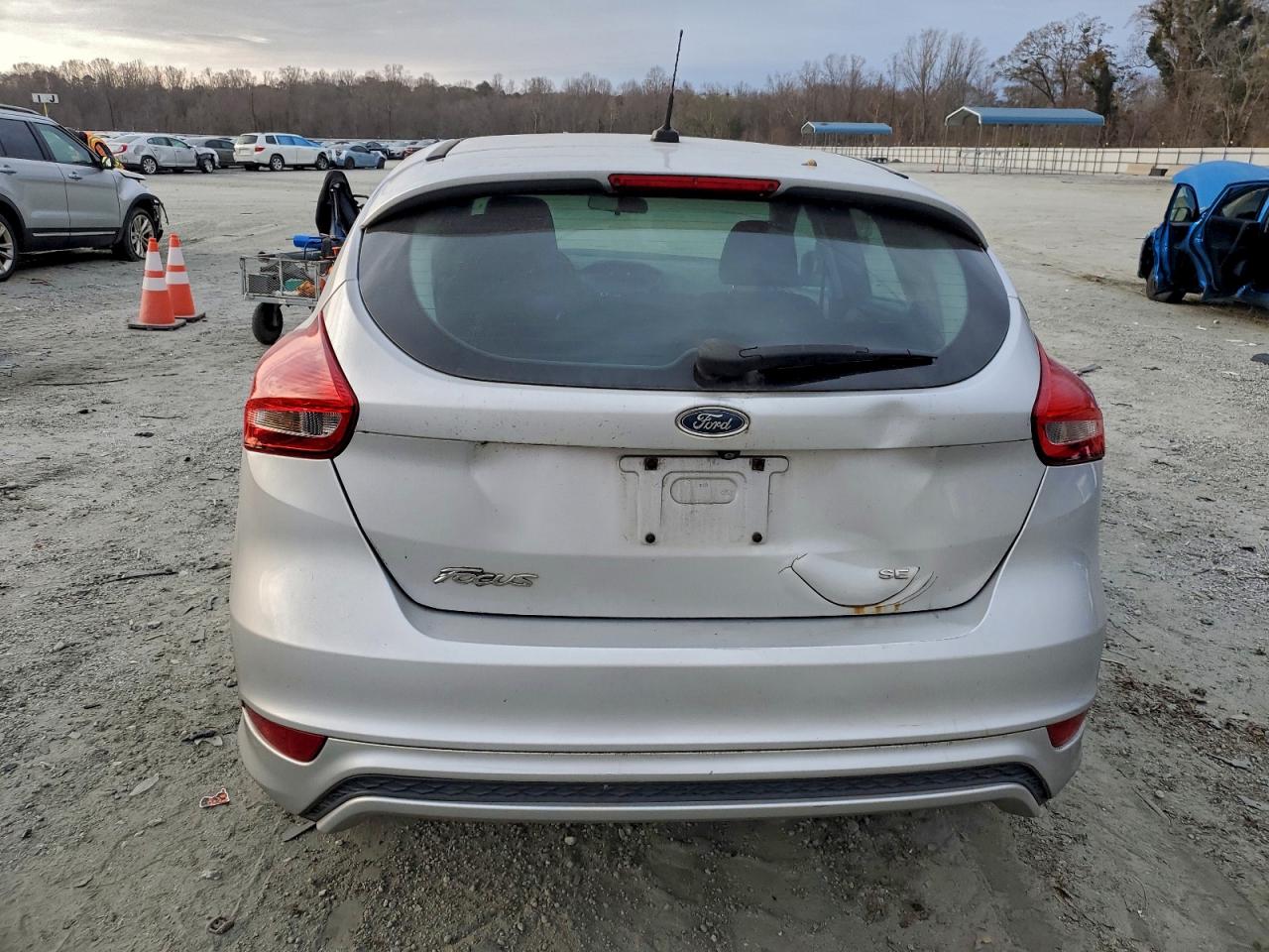 2016 Ford Focus Se VIN: 1FADP3K28GL289267 Lot: 94358185