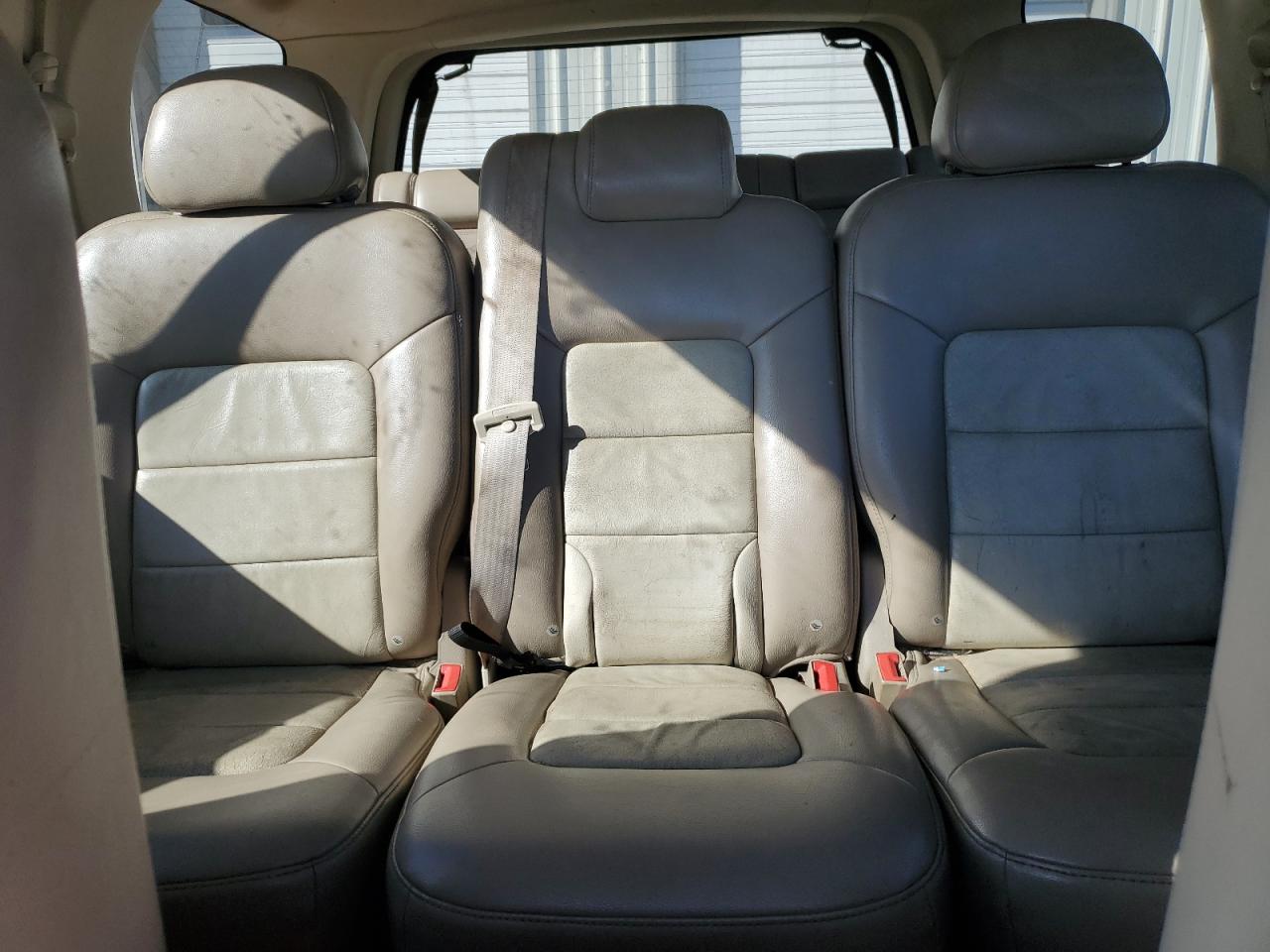 2004 Ford Expedition Eddie Bauer VIN: 1FMFU18L44LB82613 Lot: 86527175