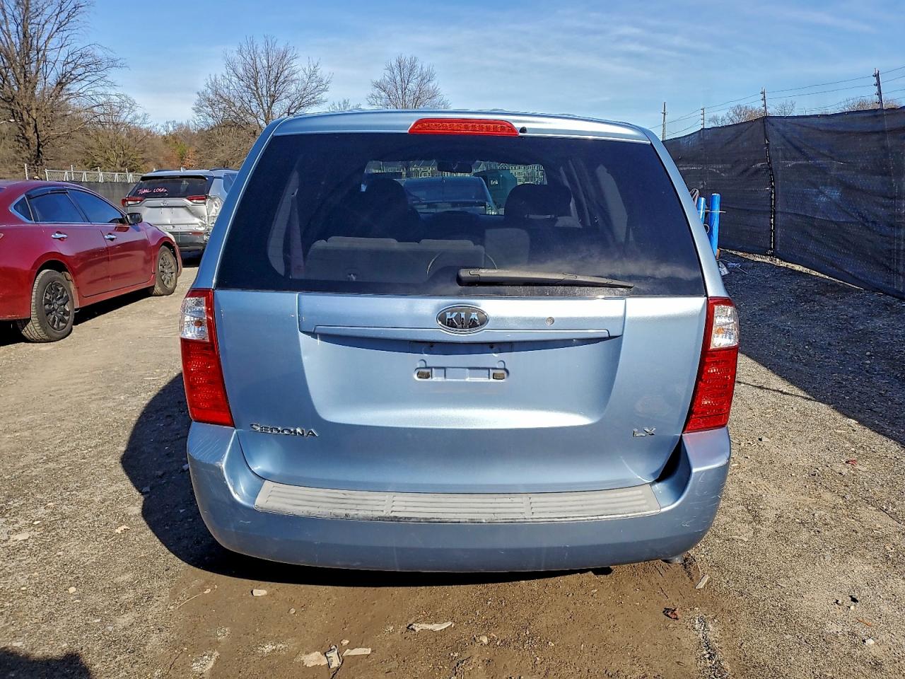 2006 Kia Sedona Ex VIN: KNDMB233466046210 Lot: 94165995