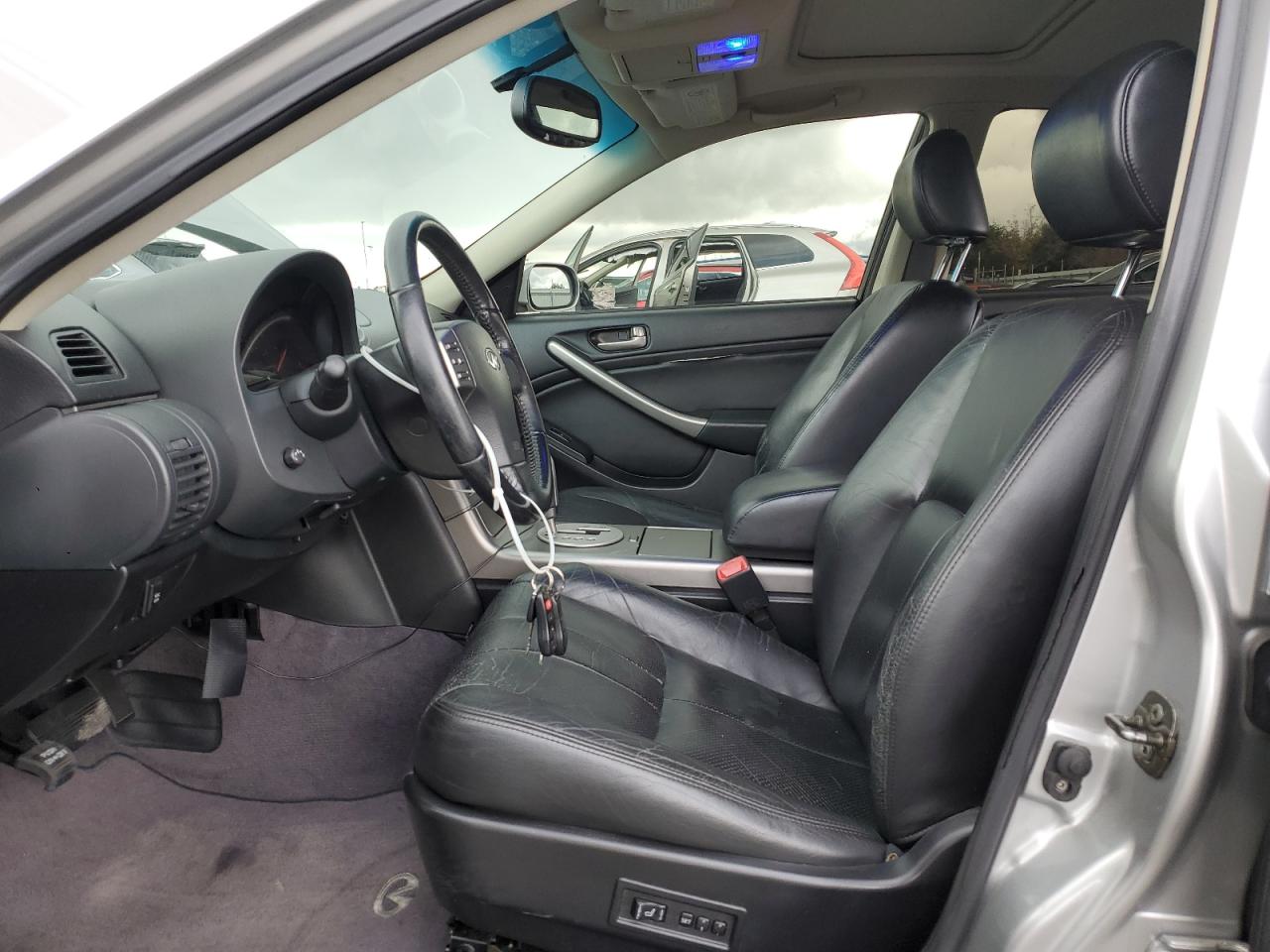 2003 Infiniti G35 VIN: JNKCV51E33M004710 Lot: 92945805