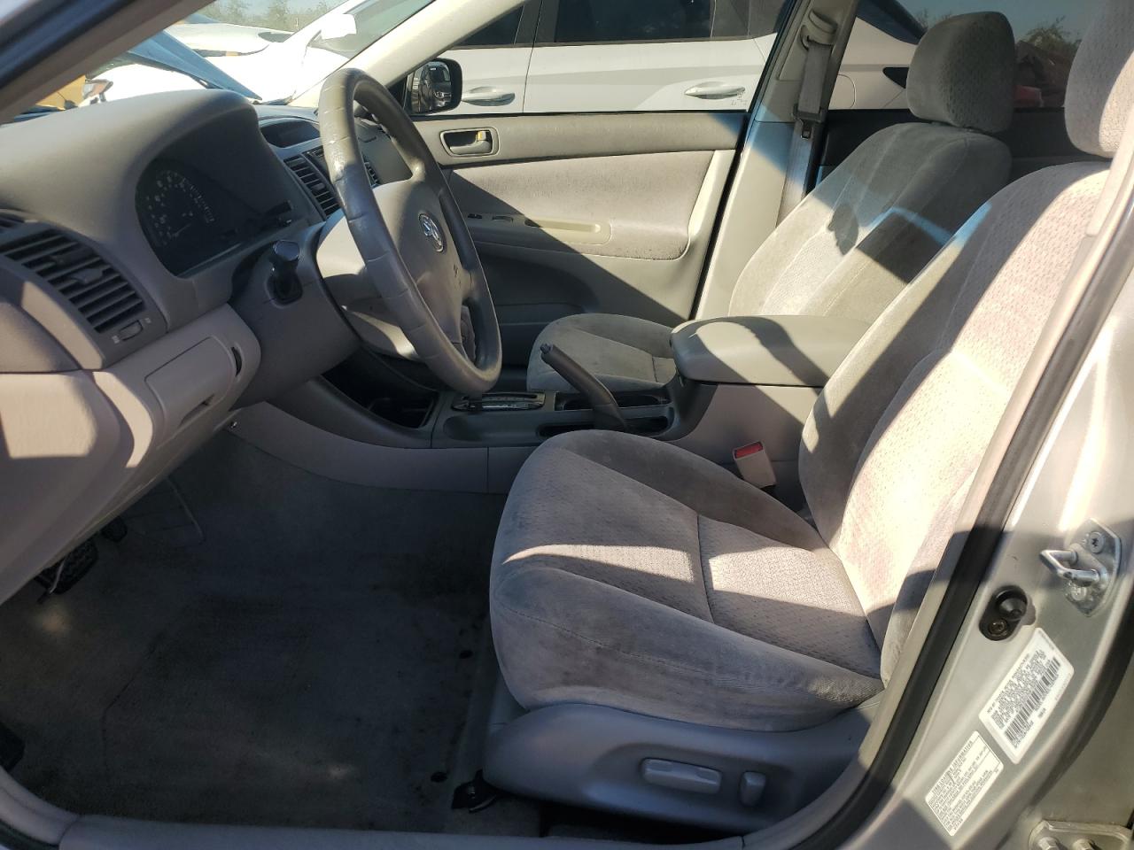 2003 Toyota Camry Le VIN: 4T1BE32K03U673258 Lot: 93349025