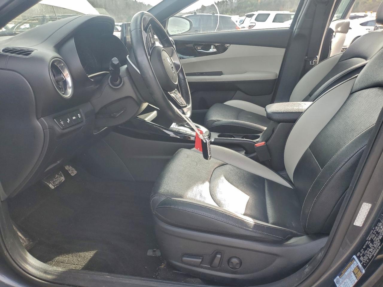 2020 Kia Forte Ex VIN: 3KPF54AD0LE253867 Lot: 93601065