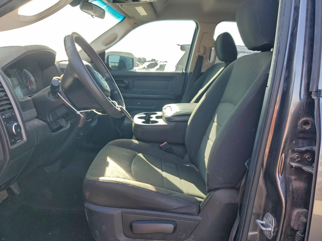 2019 Ram 1500 Classic Tradesman VIN: 1C6RR6FG8KS524354 Lot: 93073165