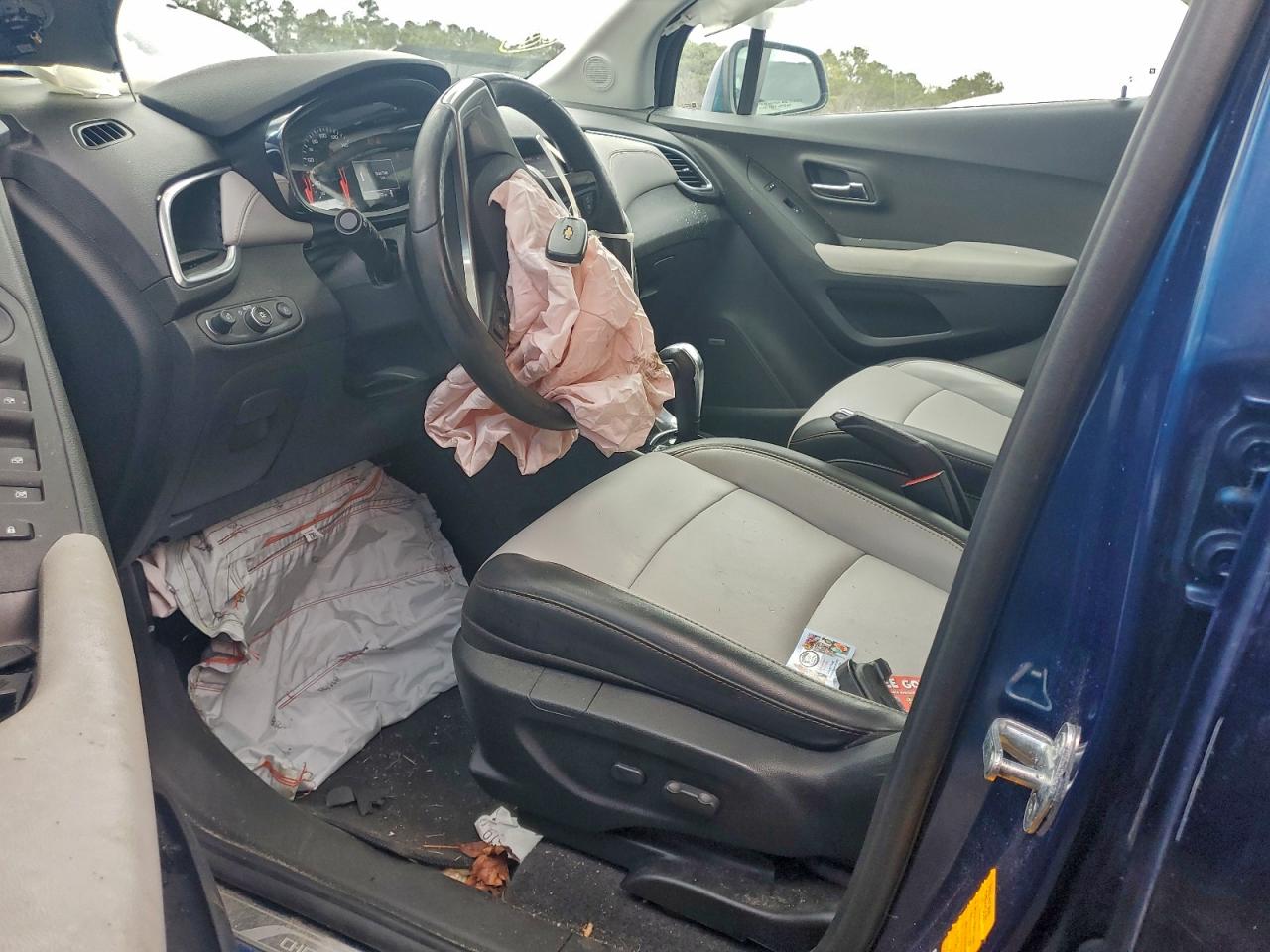 2020 Chevrolet Trax Premier VIN: 3GNCJRSB3LL128843 Lot: 90081535