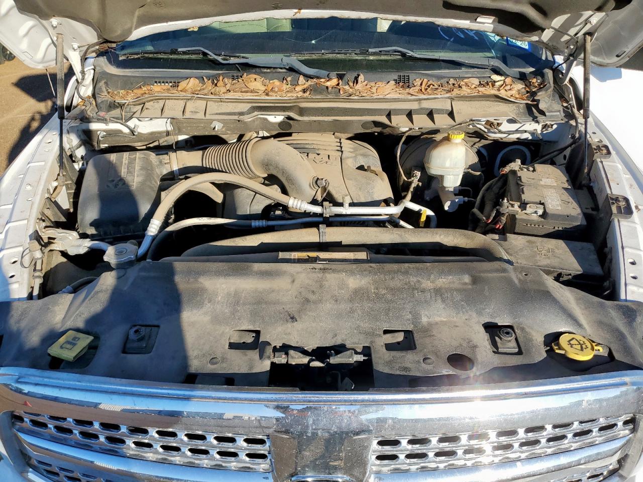 2015 Ram 1500 Laramie VIN: 1C6RR6NT7FS582606 Lot: 91487395