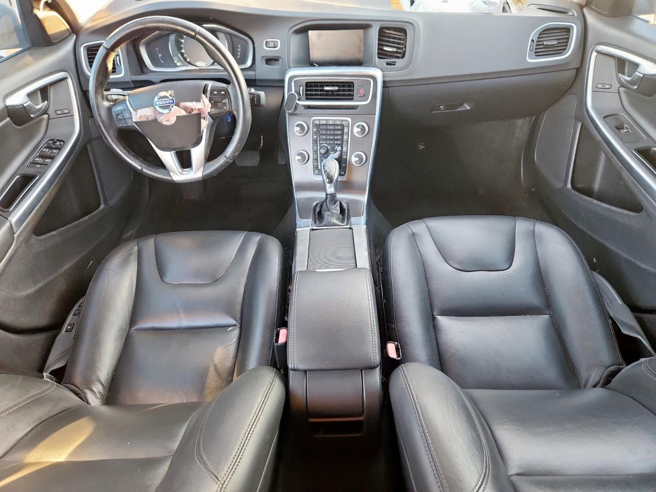 2015 Volvo S60 Premier VIN: YV126MFK4F1355600 Lot: 92586565