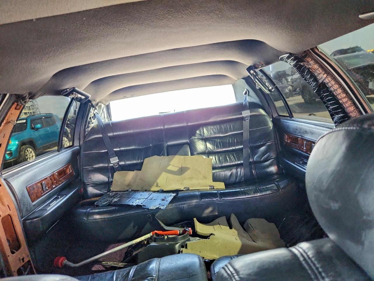 1995 Cadillac Fleetwood Base VIN: 1G6DW52P4SR708101 Lot: 85425645