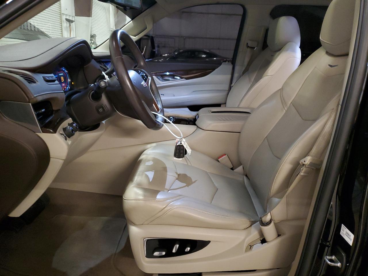 2017 Cadillac Escalade Luxury VIN: 1GYS4BKJ8HR268519 Lot: 91845395