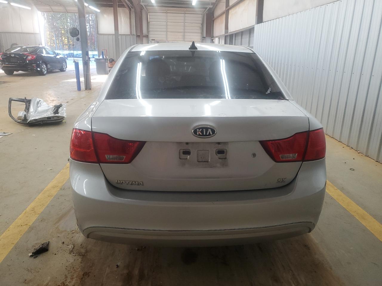 2009 Kia Optima Lx VIN: KNAGE228295333022 Lot: 91055965