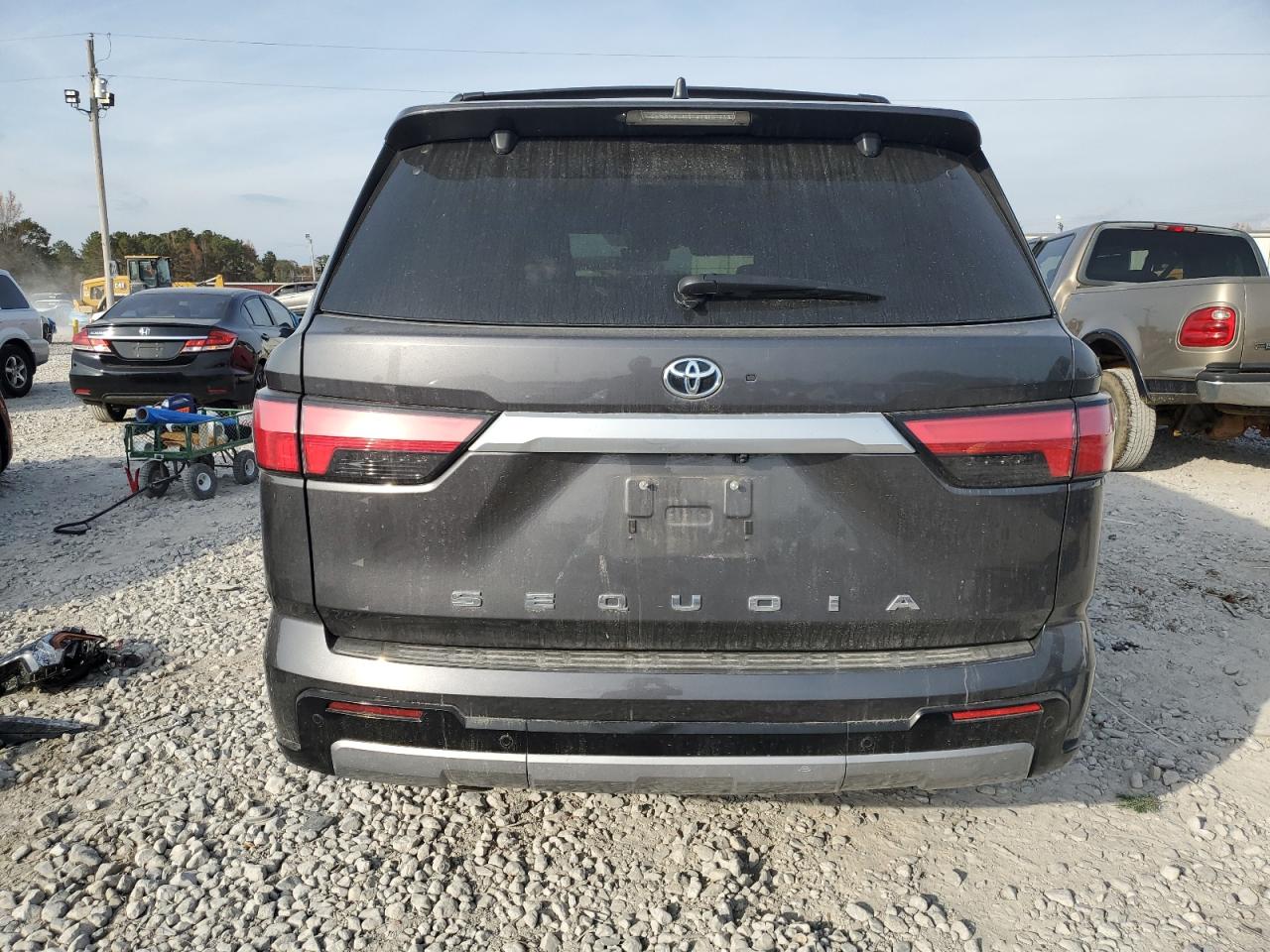 2024 Toyota Sequoia Sr5 VIN: 7SVAAABA4RX038256 Lot: 93043065