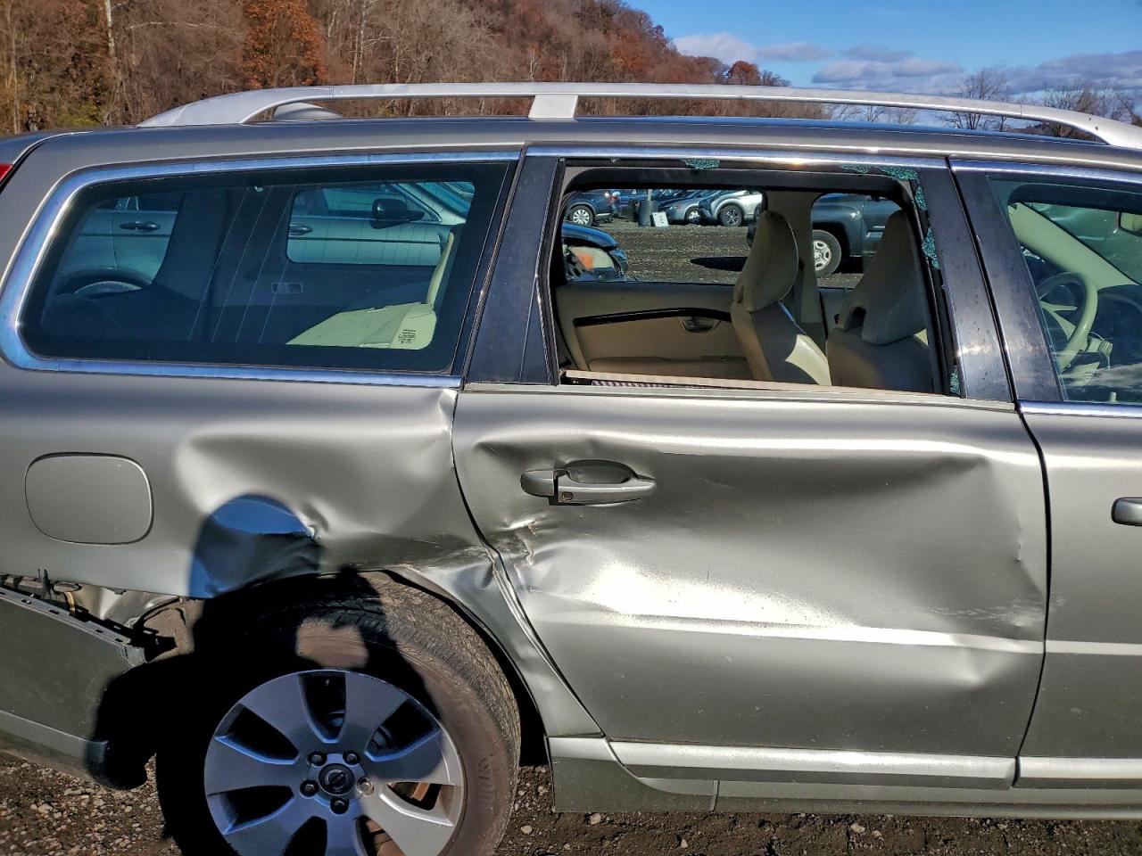 2008 Volvo V70 3.2 VIN: YV1BW982081051421 Lot: 94066475