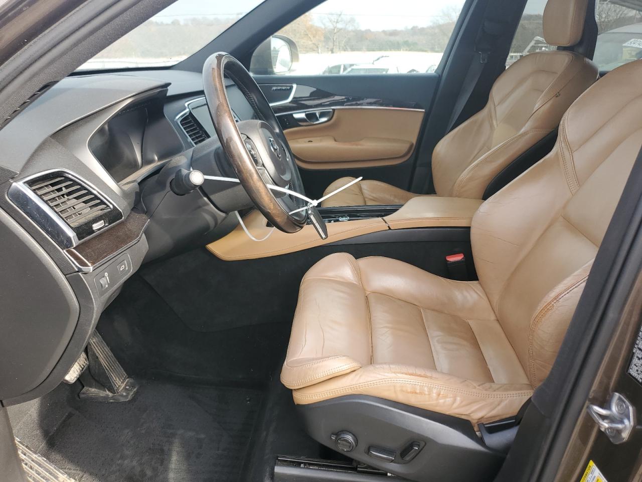 2017 Volvo Xc90 T6 VIN: YV4A22PK0H1117467 Lot: 93540765