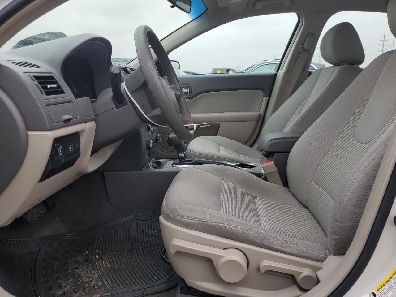 2011 Ford Fusion S VIN: 3FAHP0GA7BR316792 Lot: 93182395