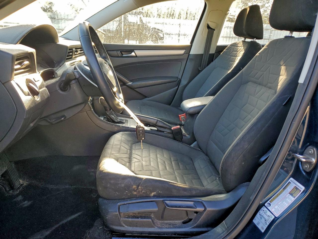 2021 Volkswagen Passat S VIN: 1VWAA7A31MC011318 Lot: 94104205