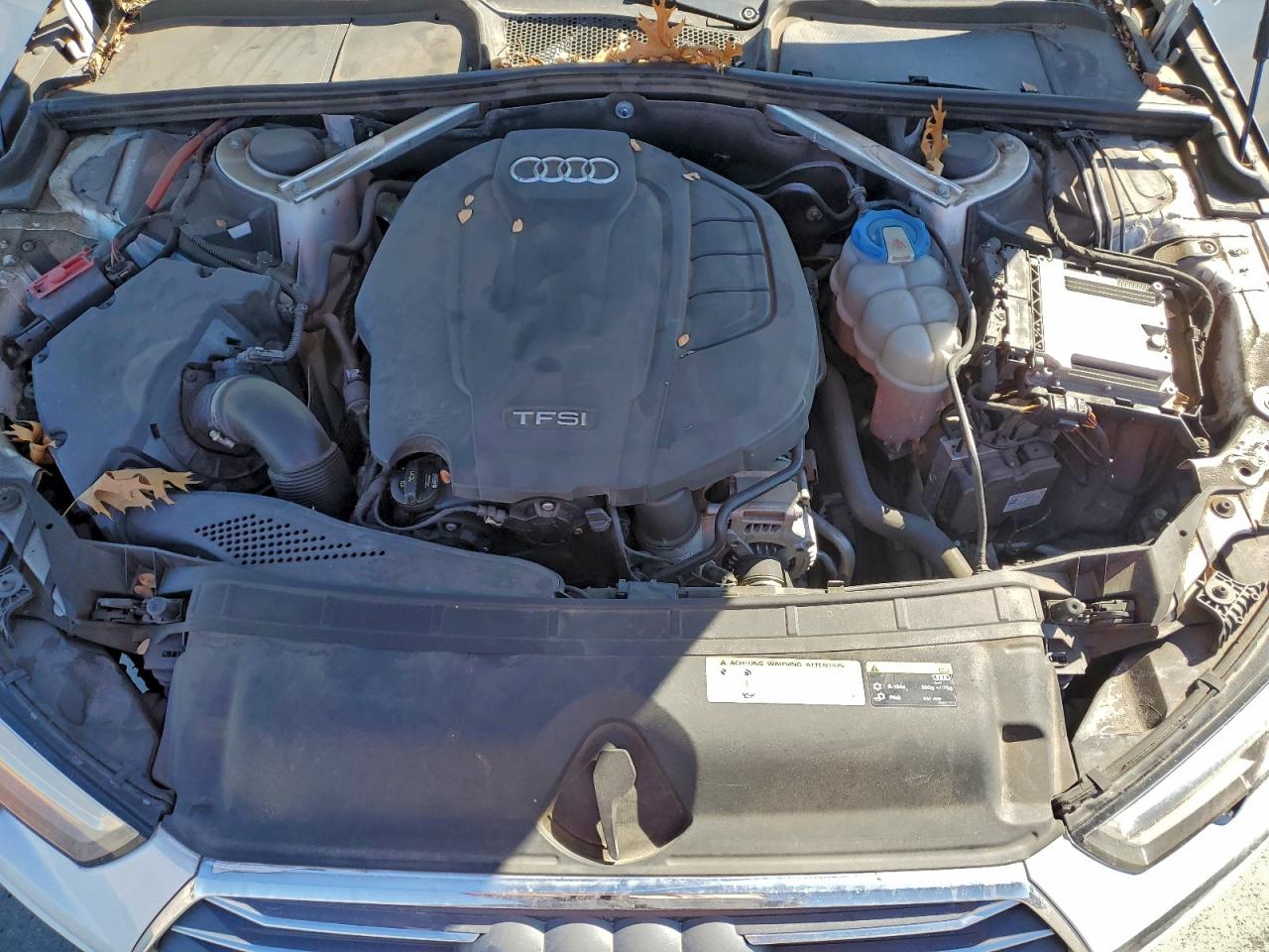 2017 Audi A4 Ultra Premium VIN: WAUKMAF46HN058493 Lot: 91249835