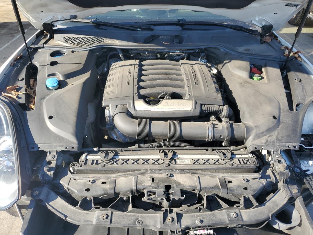 2017 Porsche Cayenne VIN: WP1AA2A29HKA87795 Lot: 90838875