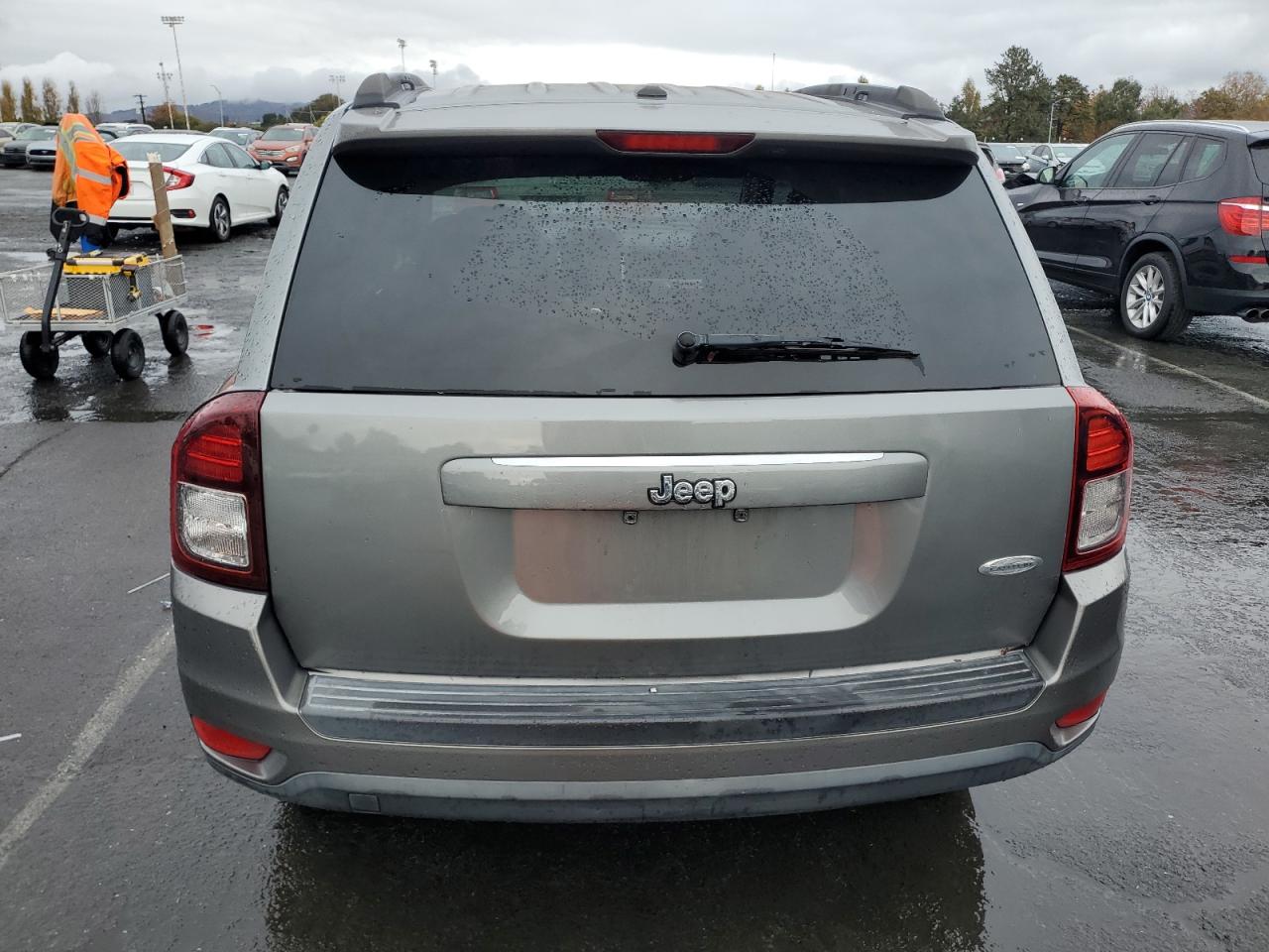 2014 Jeep Compass Latitude VIN: 1C4NJCEAXED620487 Lot: 92628655