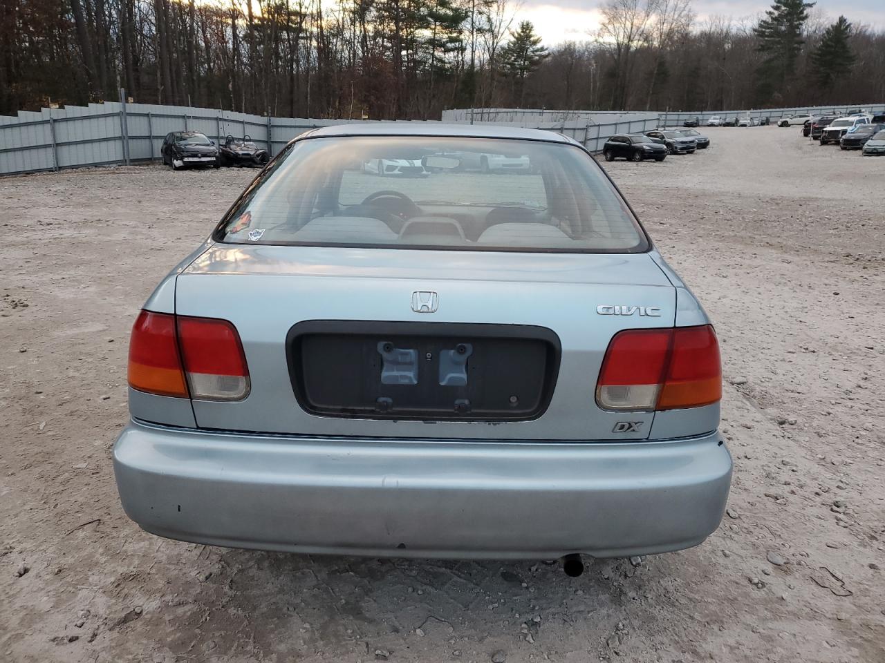 1998 Honda Civic Dx VIN: 2HGEJ6626WH503956 Lot: 92902565