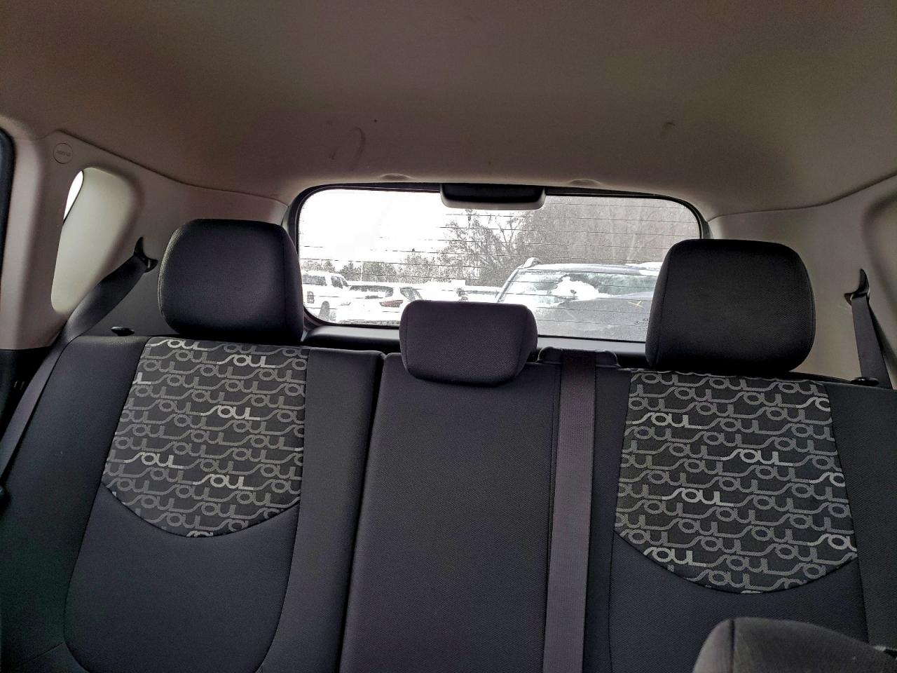 2011 Kia Soul + VIN: KNDJT2A22B7253581 Lot: 94424965