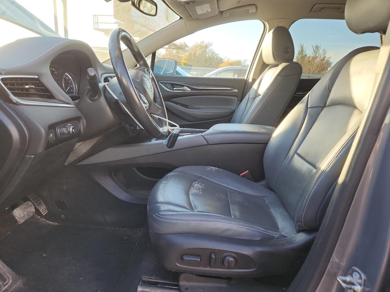 2018 Buick Enclave Essence VIN: 5GAERBKW1JJ284437 Lot: 91740285