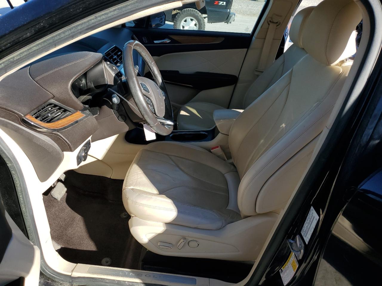 2016 Lincoln Mkc Reserve VIN: 5LMTJ3DH2GUJ23385 Lot: 92206785