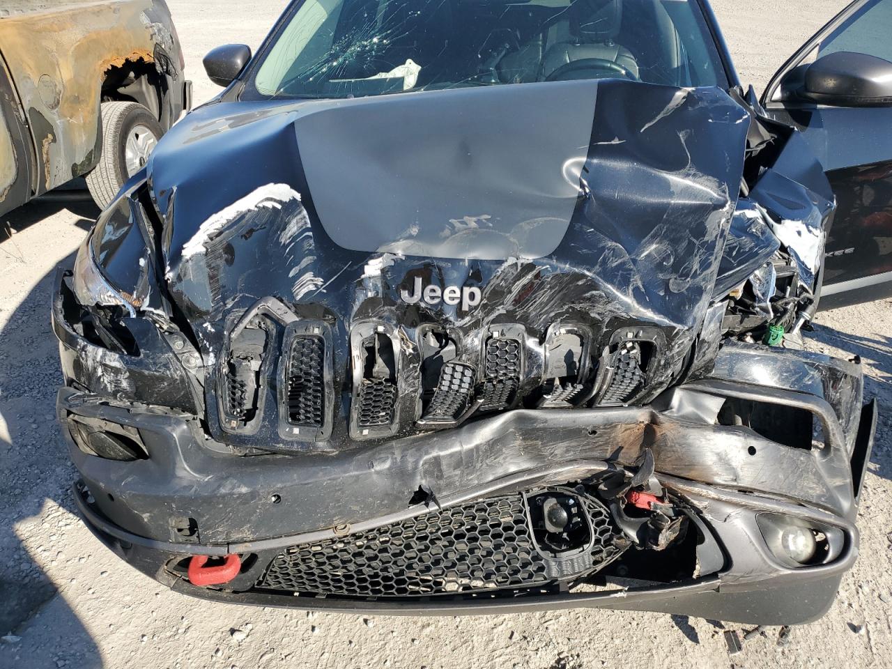 2018 Jeep Cherokee Trailhawk VIN: 1C4PJMBX1JD522790 Lot: 90219825