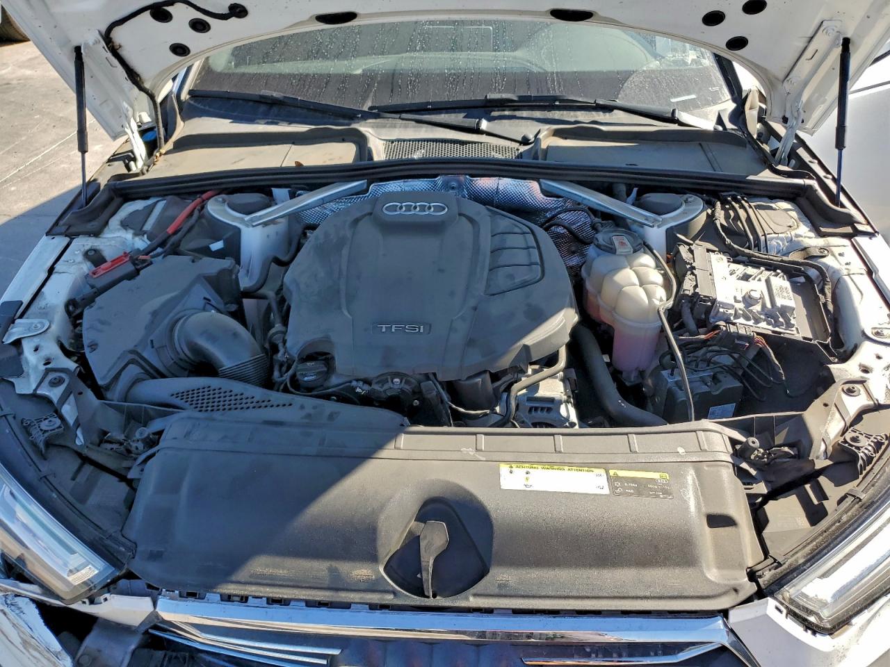 2017 Audi A4 Premium Plus VIN: WAUENAF45HN023891 Lot: 91117015