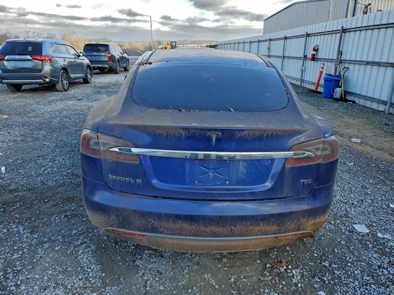 2015 Tesla Model S VIN: 5YJSA1E21FF114881 Lot: 94467045