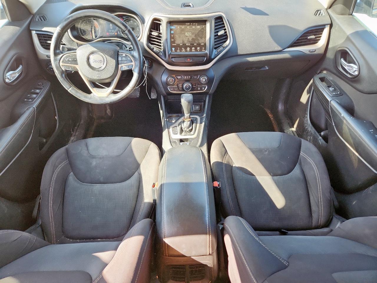 2016 Jeep Cherokee Latitude VIN: 1C4PJLCS6GW110567 Lot: 92310865