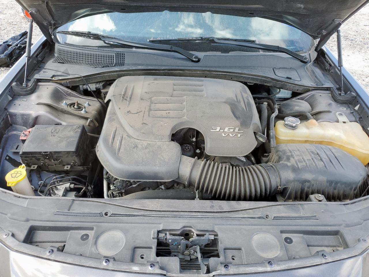 2018 Chrysler 300 S VIN: 2C3CCABG3JH244487 Lot: 92891265